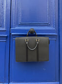 Louis Vuitton Porte-documents — Cuir Taïga noir