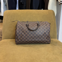 Sac Louis Vuitton Speedy 35 en toile Damier marron, vue de face chez MAJO