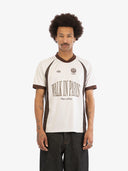 Le maillot de foot beige