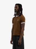 Le t-shirt en maille marron