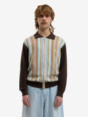 Le cardigan à rayures marron
